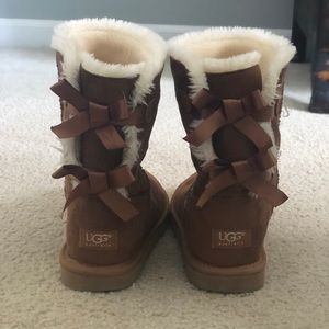 Brown uggs